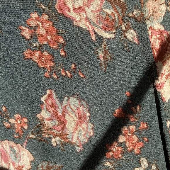 April Cornell soft floral rayon shirtwaist dress with waist tie Small - Picture 12 of 15